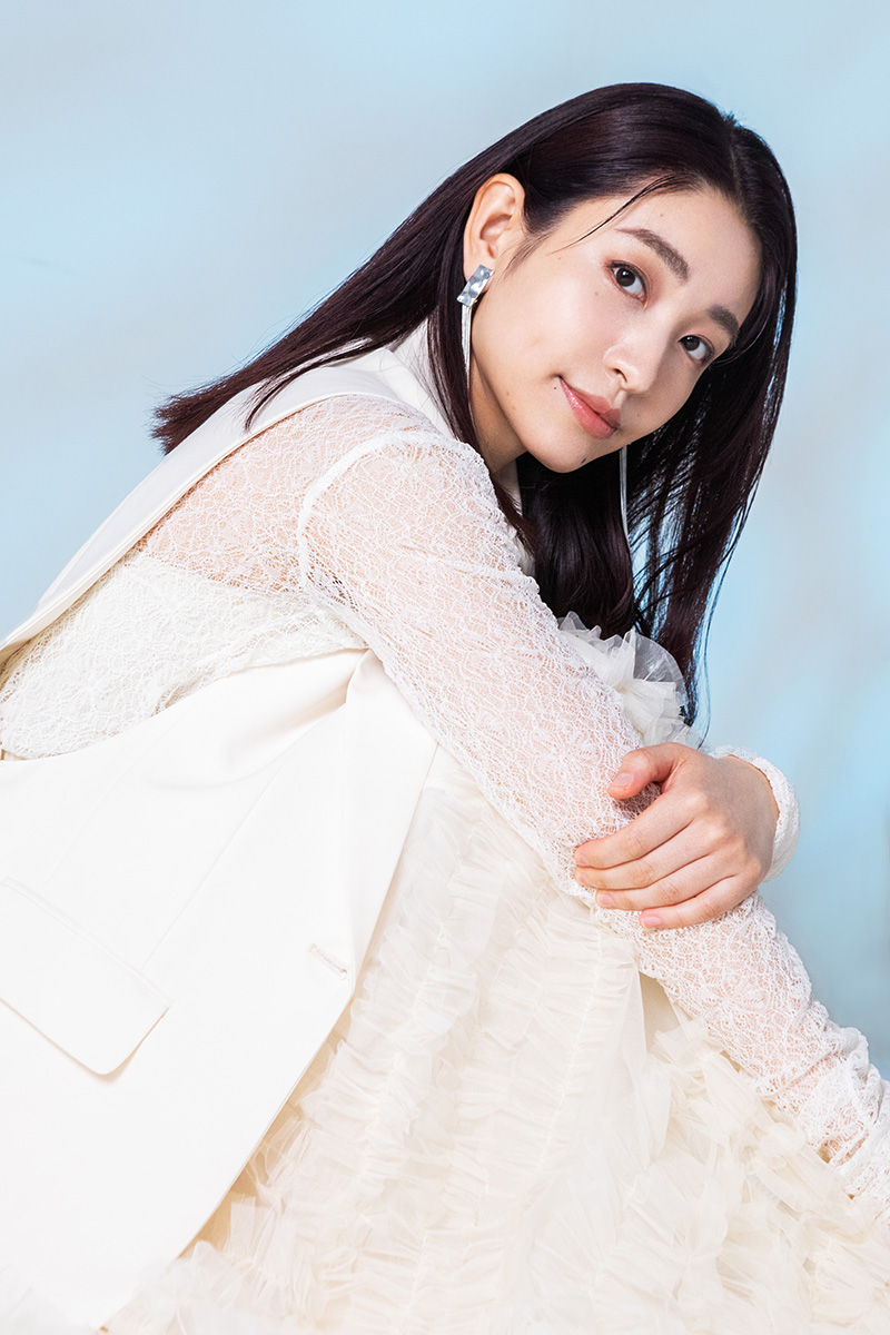 レイナ アーティスト写真3